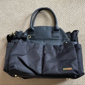 Skip Hop Diaper bag, used only a couple of times- looks brand new